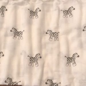 Amazing Baby Muslin Swaddle
